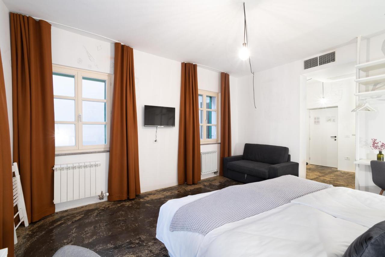Deluxe Double Room Balcony City View